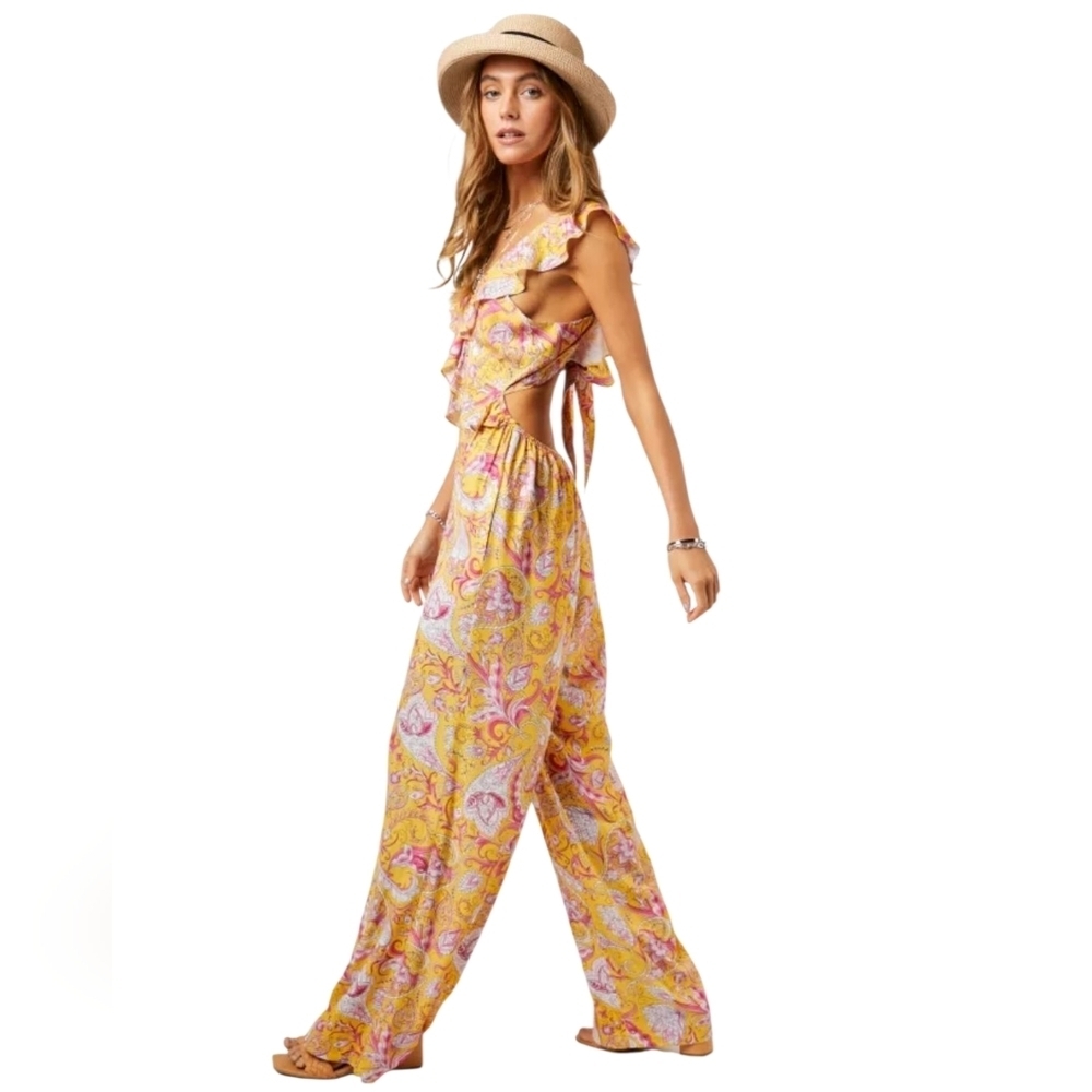 Davi & Dani Paisley Tie Back Jumpsuit